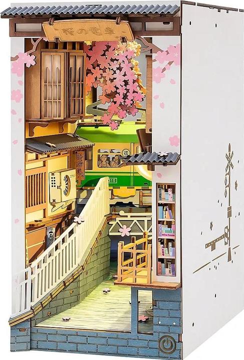Actual product image Rolife Sakura Densya - Book Nook