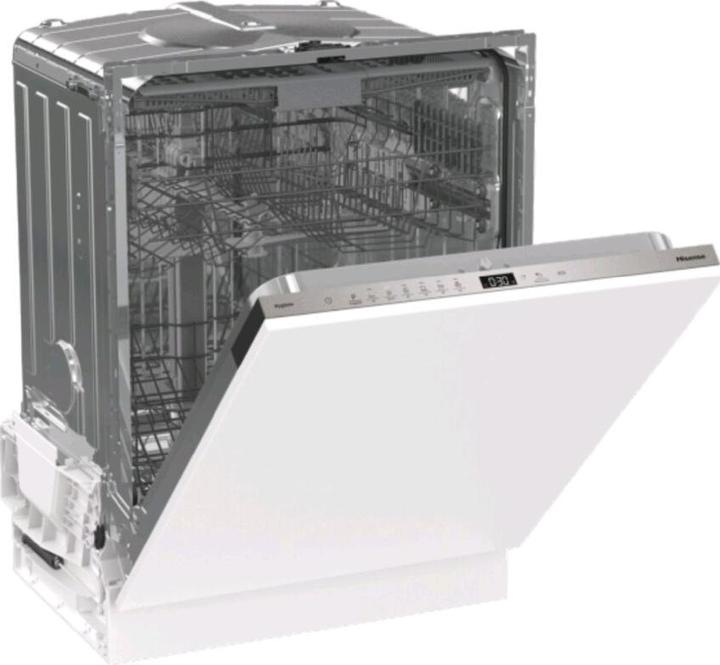 Actual product image Hisense HV643D90 Built-in dishwasher 16 place settings