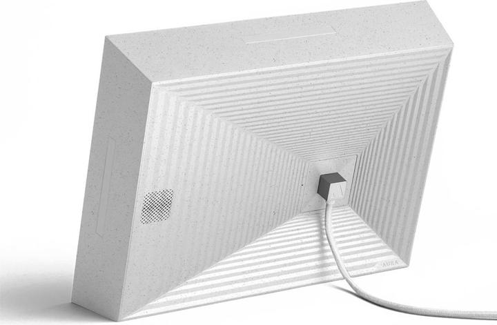 Actual product image Aura Frames Mason (9", 1600 x 1200 pixels)