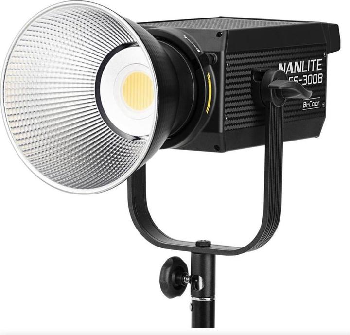 Nanlite FS-300B (Luce studio, Videocamera)