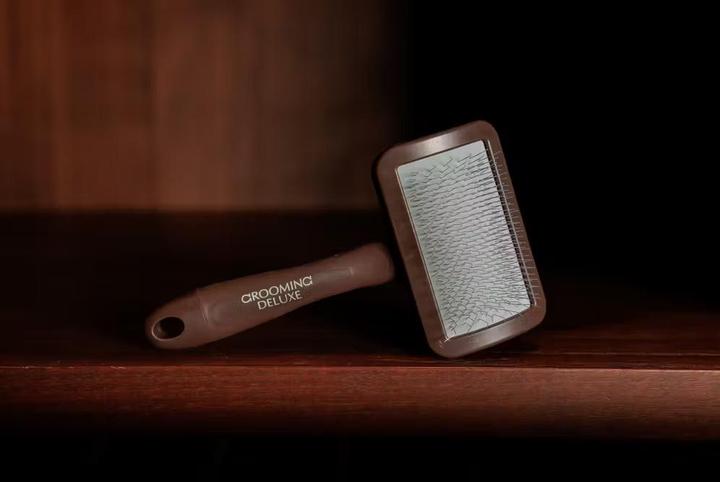 Actual product image Grooming Deluxe Velcro brush