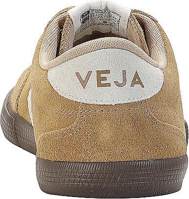 Actual product image Veja Volley (42)