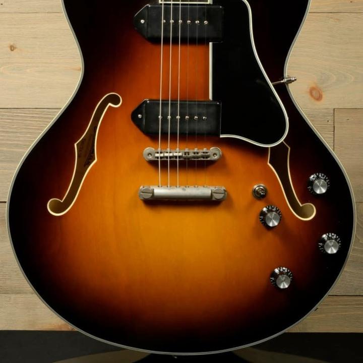 Actual product image Eastman Guitars T60 TV Limited Edition Vintage Sunburst (Acoustic guitar, Ebony, Mahogany, Spruce)