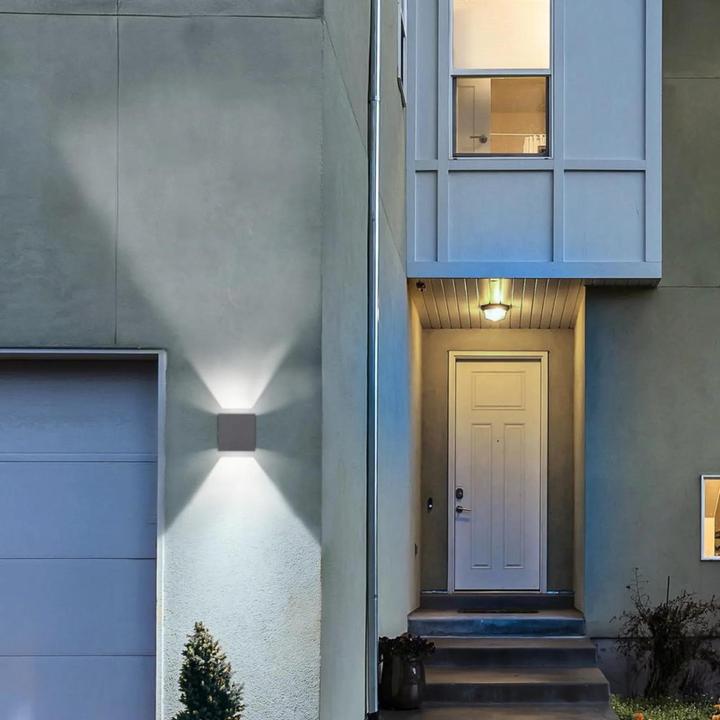 Actual product image CMD Wall & Ceiling Lights (980 lm, IP54)