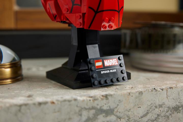 Actual product image LEGO Spider-Man's mask (76285, LEGO Marvel)