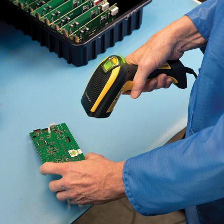 Produktbild Datalogic PowerScan 9501, Tragbares Barcodelesegerät, 1D/2D, Laser, GS1 DataBar, Aztec Code, Datenma (QR-Code)