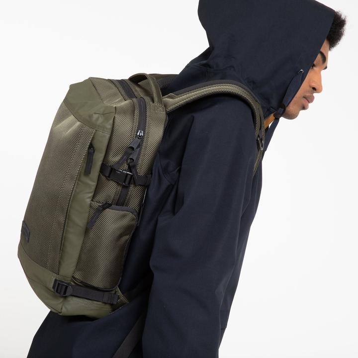 Actual product image Eastpak TecumCNNCT Top Khaki (19 l)