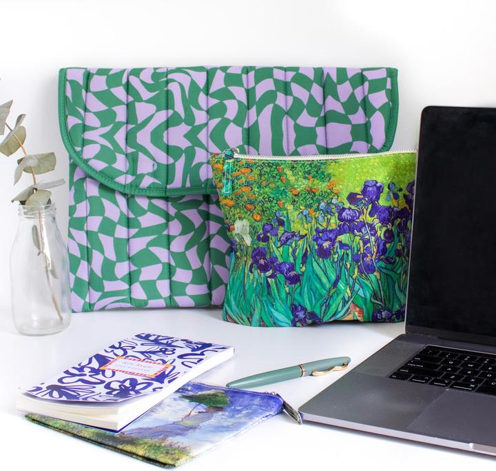 Actual product image Kind Bag Laptop Sleeve 16" Wavy Check