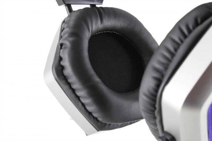 Actual product image White Shark GH-1841 Lion silver (Cable)