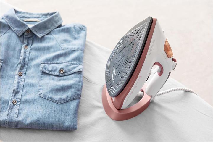 Actual product image Sencor SSI 3520RS iron (170 g/min)