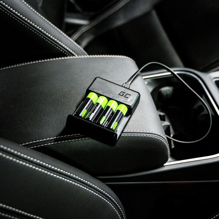 Image du produit GreenCell VitalCharger Set with 4x AAA HR03 - 800mAh Batteries (4 pcs, AAA, 800 mAh, Piles rechargeables + chargeur)