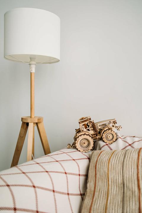 Actual product image Wood Trick Tractor kit