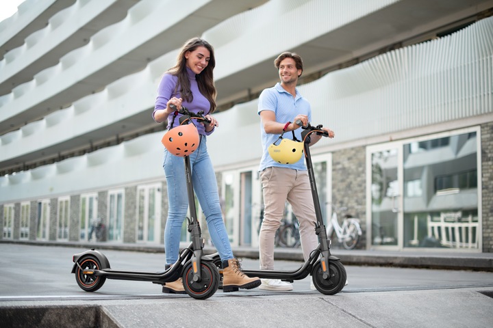 Image du produit Segway-Ninebot F40E (25 km/h, 40 km, 350 W)