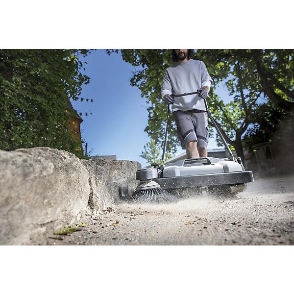 Actual product image Kärcher Professional Kehrmaschine KM 70/15 C Classic