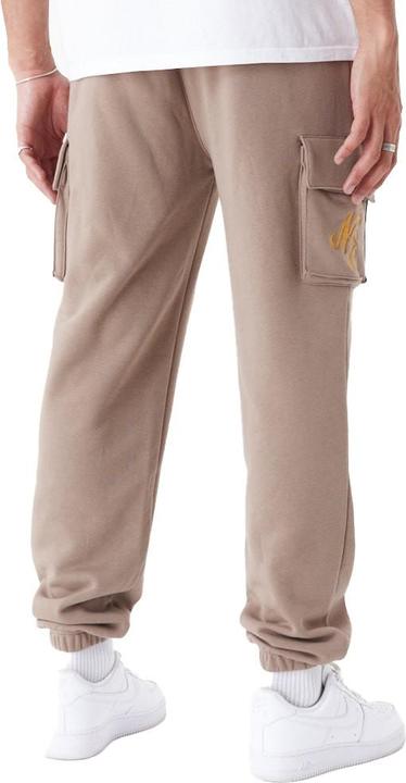 Produktbild New Era Jogger CARGO Sweatpants - ash brown - M (M)