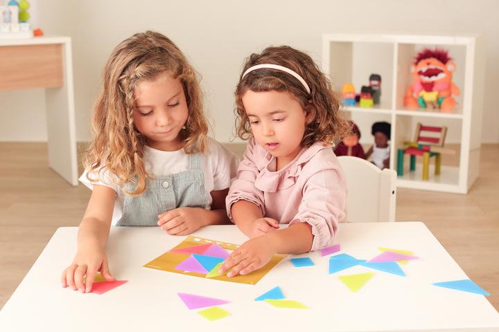 Produktbild Miniland Tangram (28 Teile)