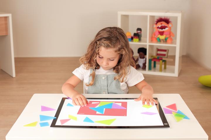 Produktbild Miniland Tangram (28 Teile)