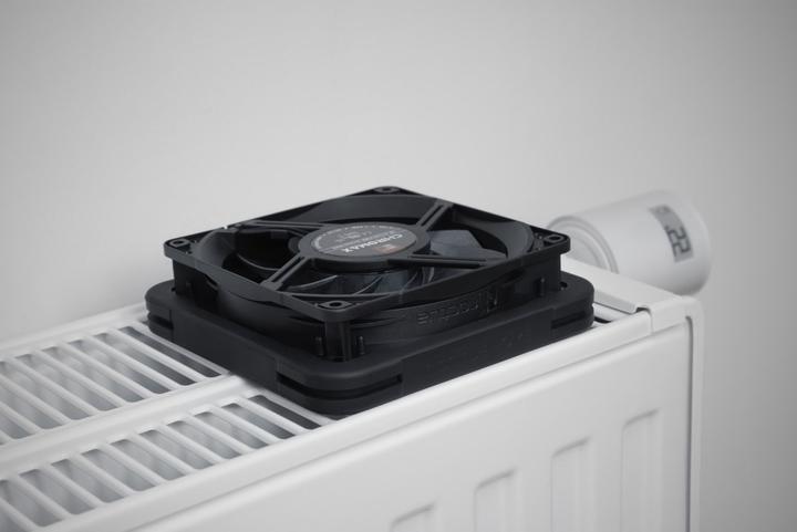 Actual product image Noctua NV-MPG1-12.black Multi-purpose sealing lip (black, for 120 mm fan)