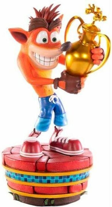 Actual product image Magni First4Figures - Crash Team Racing Nitro-Fueled (Crash Winner) RESIN /Figure