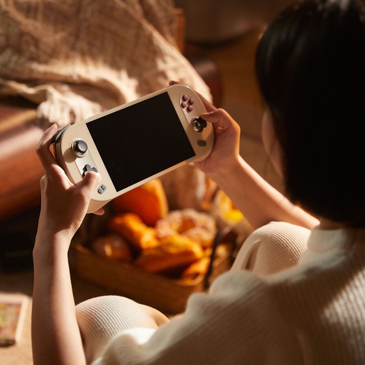Actual product image Ayaneo 2S Handheld Konsole – 32 GB LPDDR5X, 2 TB SSD, Retro Power