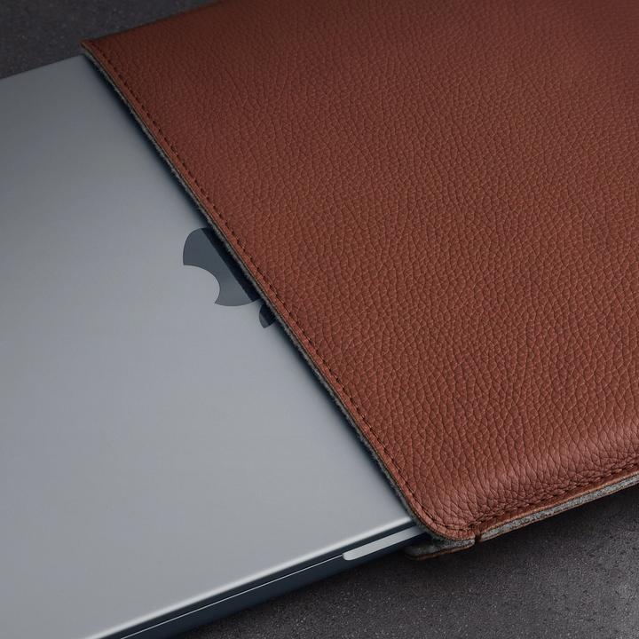 Actual product image Woolnut 15" MacBook Air Leather Sleeve, cognac (15", Apple)