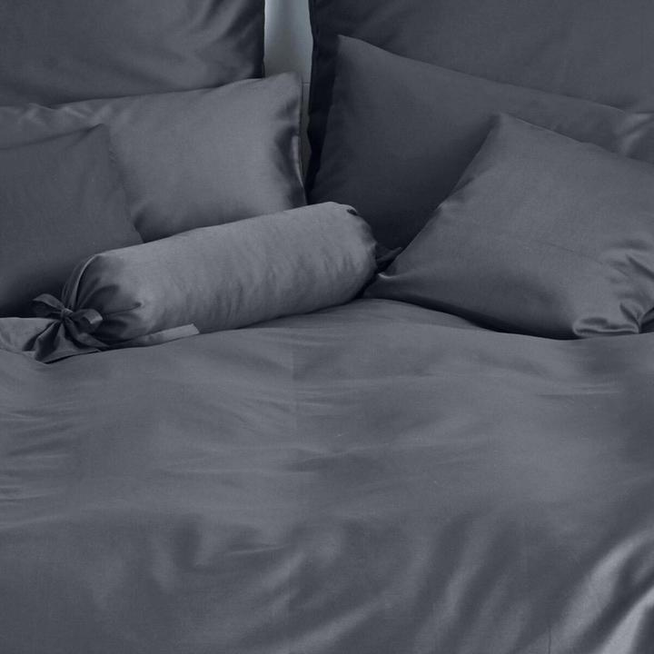 Actual product image Traumschlaf Uni (Bedding set, 155x220 cm + 80x80 cm)