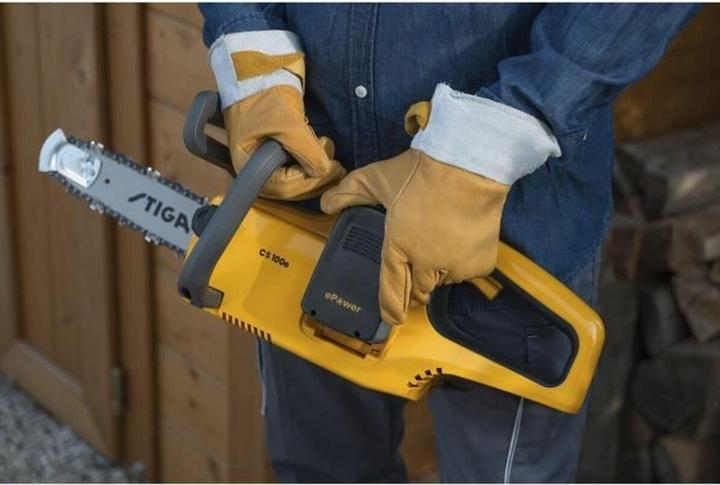 Actual product image Stiga CS 100e Battery chain saw incl. battery, incl. charger Bar length 250mm (Battery chain saw)