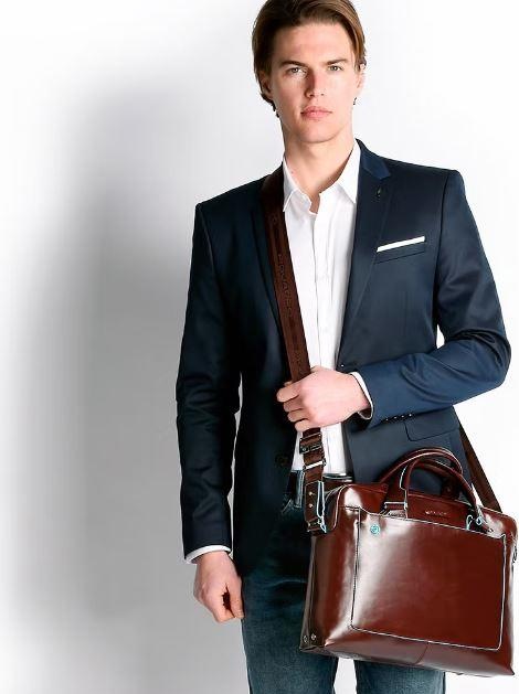 Produktbild Piquadro Blue Square – Doppelgriff-Laptoptasche mit iPad®Air/Air2r-Fach