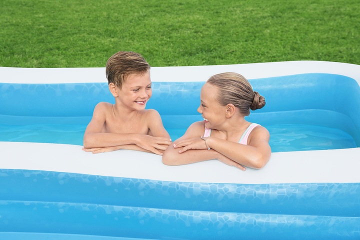 Actual product image Bestway Deluxe Family Pool