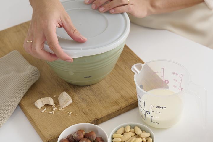 Actual product image Emsa Prep&Bake plastic mixing bowl (2.75 l, 1 x)