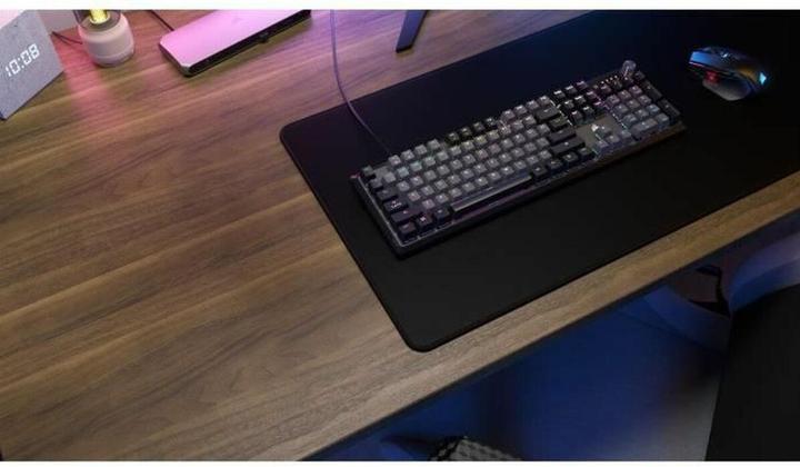 Actual product image Corsair CLAVIER K70 CORE RGB Gris (FR, Cable)