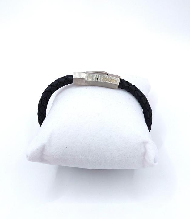 Immagine prodotto Thomss Bracciale in pelle No.19 unisex in pelle nera e chiusura in acciaio inossidabile circonferenza 21,5 (21.50 cm, Acciaio inossidabile, 100% pelle)