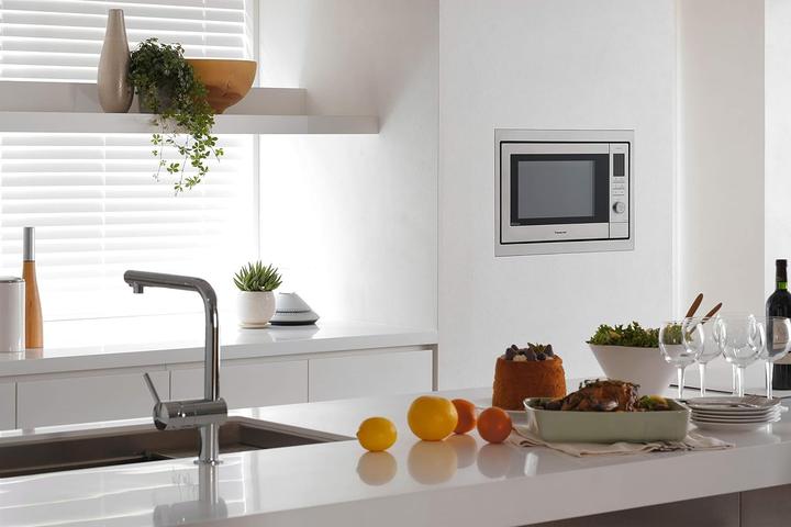 Produktbild Panasonic NN-TK81KCSCP Einbaurahmen (34 l)