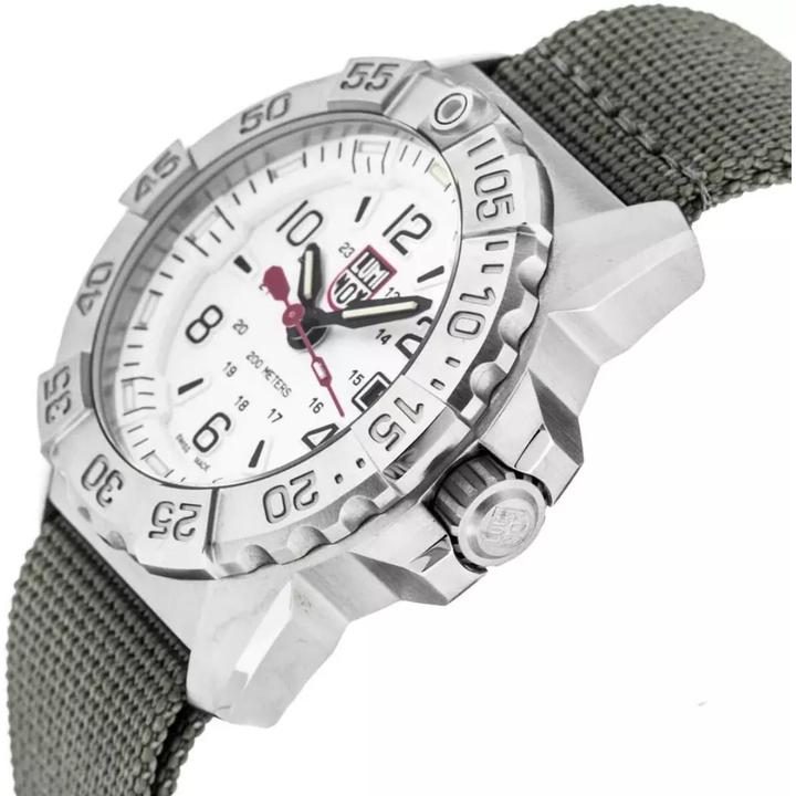 Produktbild Luminox Navy Seal Steel 3250 Series (Analoguhr, Taucheruhr, Swiss Made, 45 mm)