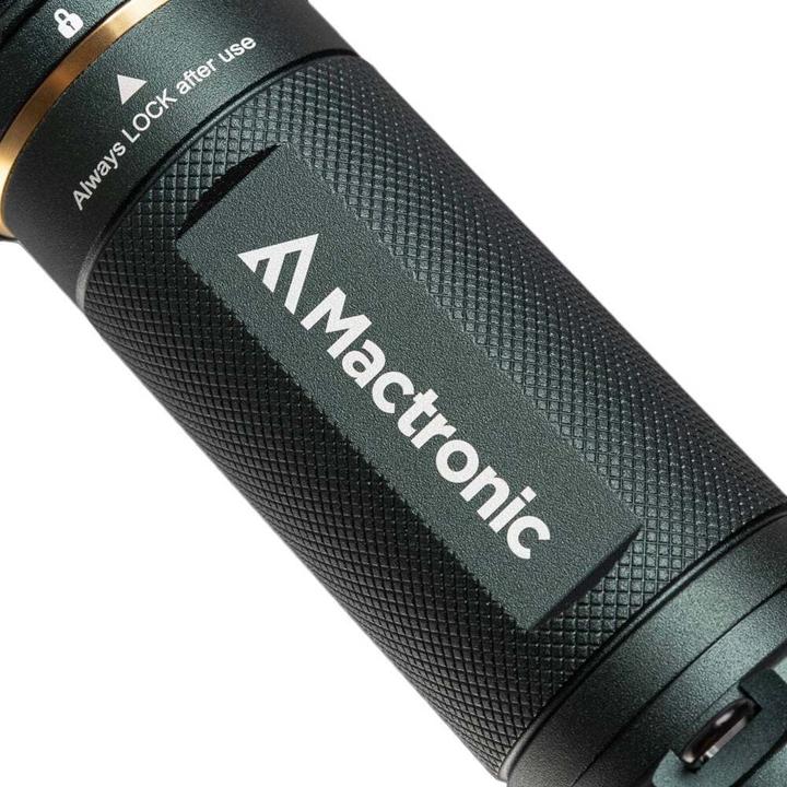 Actual product image Mactronic 11600lm rechargeable flashlight Blitz K12 (27.30 cm, 11600 lm)