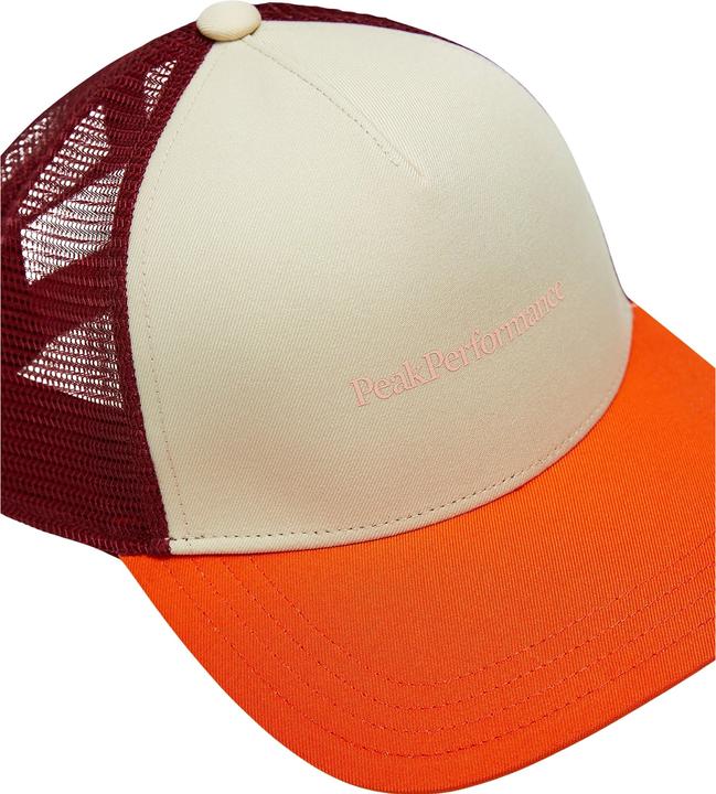 Actual product image Peak Performance Trucker (One size)