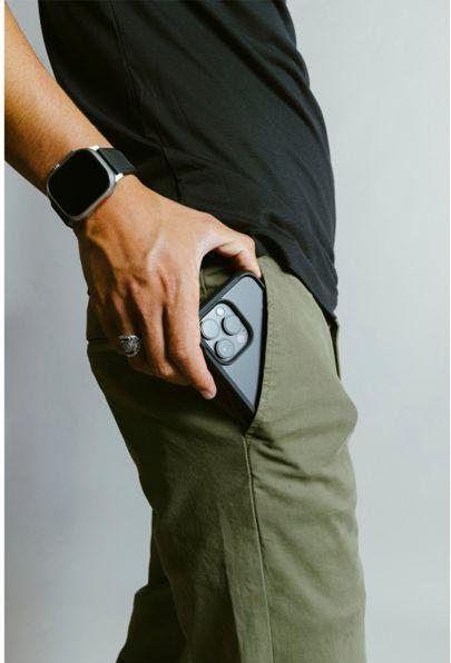 Produktbild Nomad Rugged Case (Apple iPhone 15 Pro)