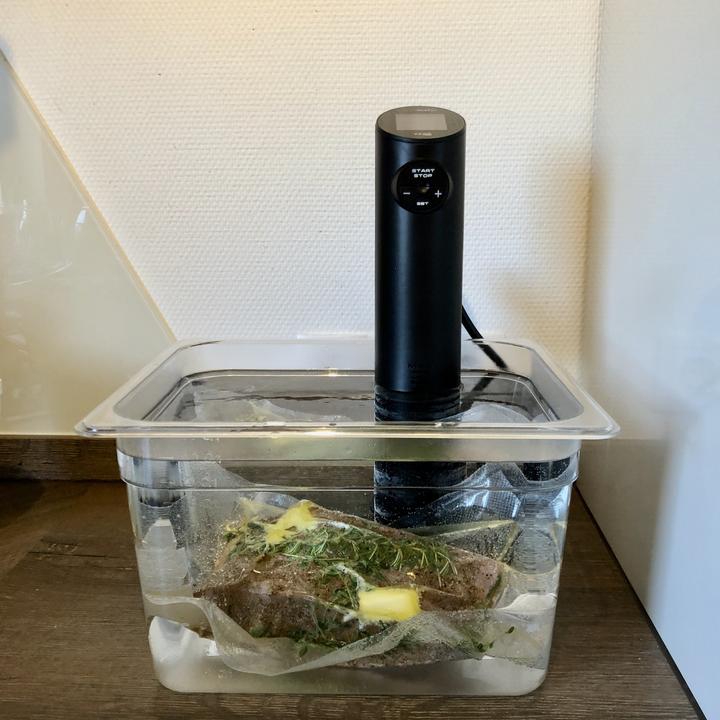 Actual product image TFA Dostmann Sousmatic Edition Sous-Vide Cooker 14.1551.01, Sous-Vide Stick red