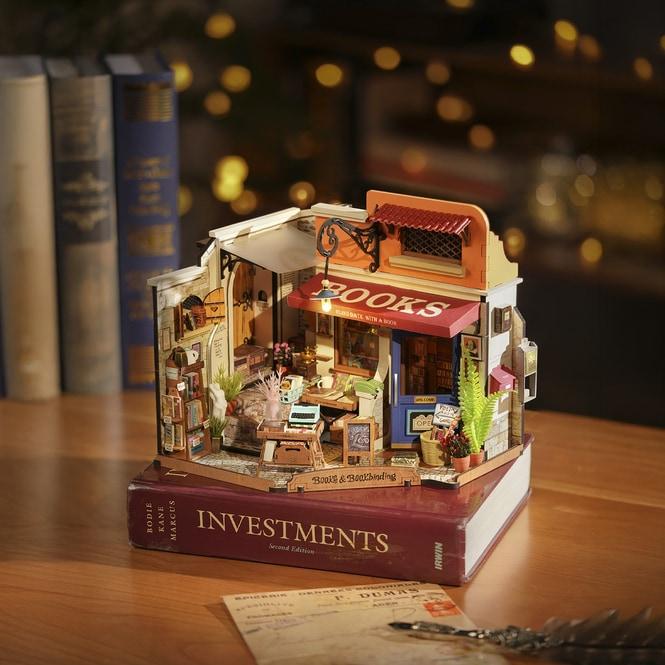 Produktbild Rolife Corner Bookstore - Miniaturhaus
