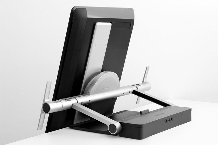 Actual product image Wacom Cintiq Pro 32 Ergo Stand