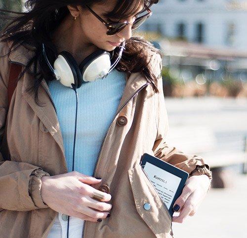 Produktbild Amazon Kindle Paperwhite 2015 + 3G - Special Offers (6", 4 GB, Black, Schwarz)