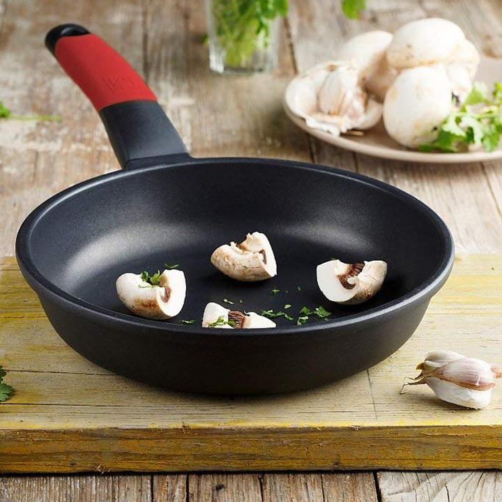 Actual product image BRA A411230 (Frying pan, Aluminium, Cast iron, 30 x 6 cm)