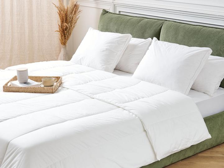 Actual product image Beliani Howerla (1531 g, 220 x 240 cm)