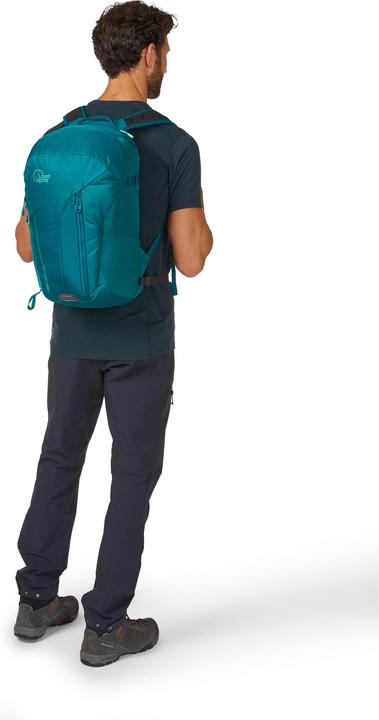 Actual product image Lowe Alpine Edge 22 (22 l)