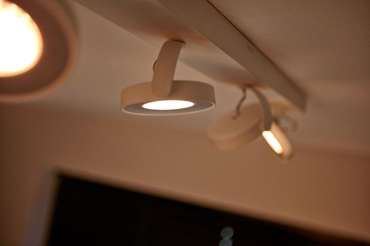 Actual product image Philips Clockwork (2000 lm)