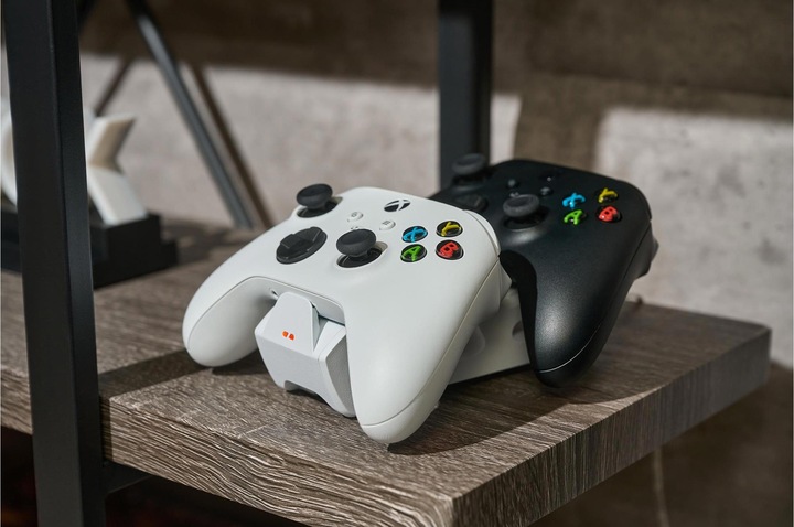 Image du produit PowerA La station de charge est pour les pavés numériques XBOX Series X | S / One (Xbox Series X, Xbox Series S, Xbox One S)