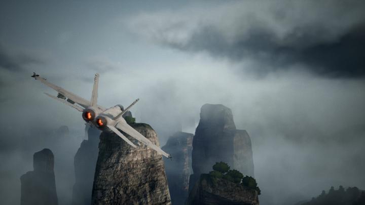 Actual product image Bandai Namco Ace Combat 7: Skies Unknown - Deluxe Edition /Switch (Switch, Switch Lite, Switch OLED)