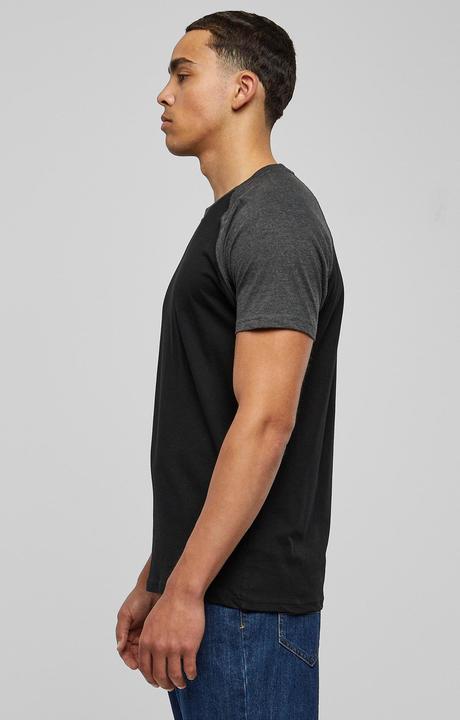 Actual product image Urban Classics Raglan Contrast Tee (XL)