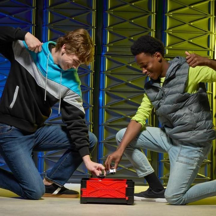 Produktbild Hasbro Beyblade X Clash & Carry Arena Sakura (Deutsch)