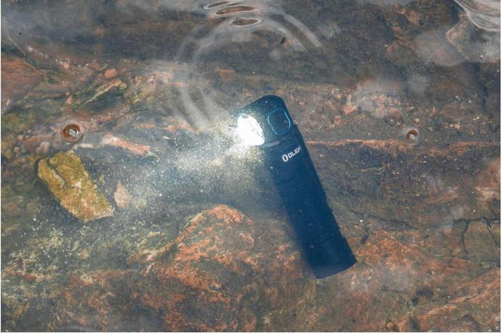 Produktbild Olight Perun 3 (3000 lm)
